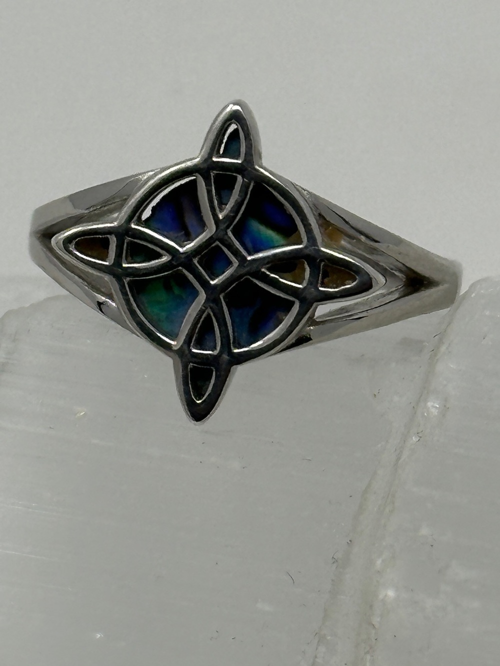 Witches Knot 925 Sterling Silver Ring Abalone Shell Iridescent Green/Blue size 7
